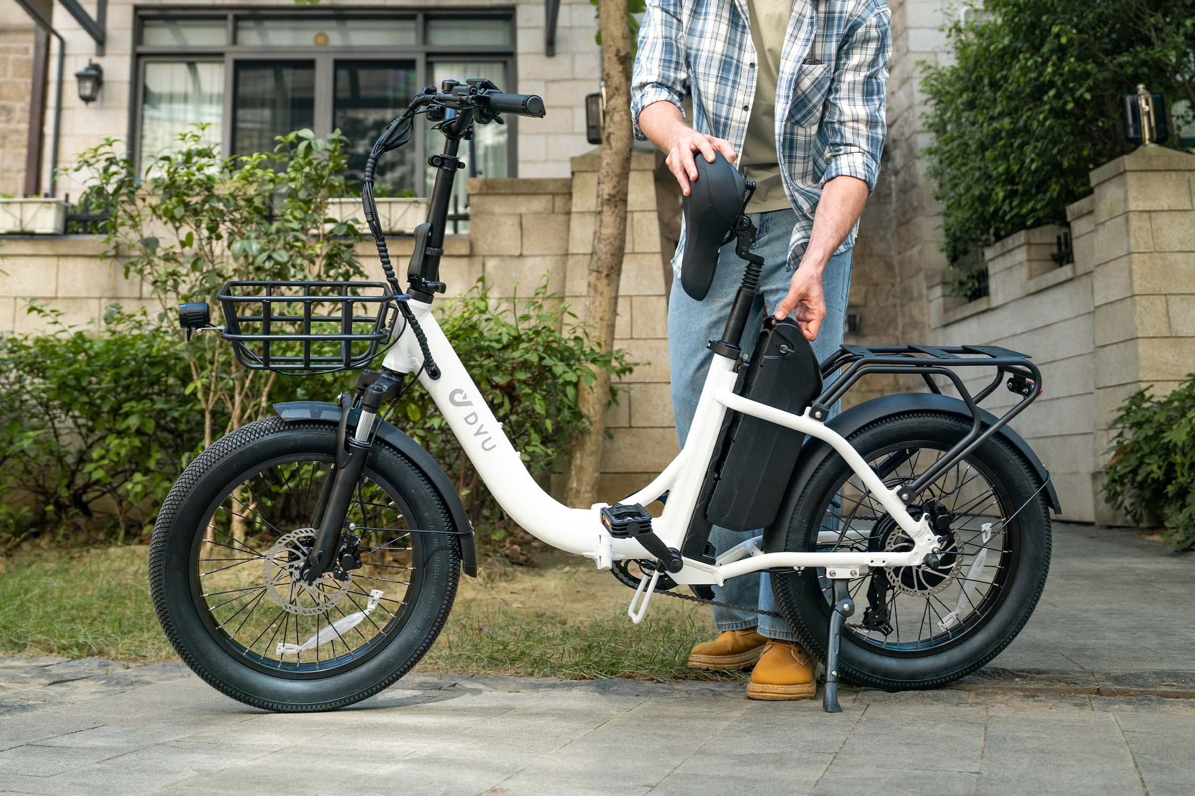 Vélo électrique longue distance DYU C9